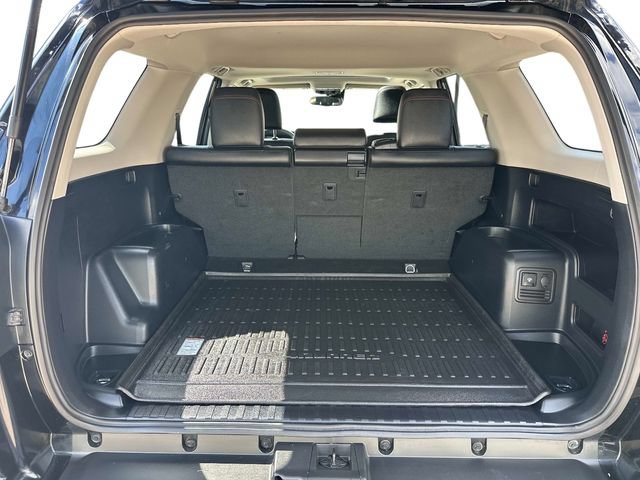 Used 2023 Toyota 4Runner TRD Off-Road Premium w/ Moonroof Package AWD/4WD image 9
