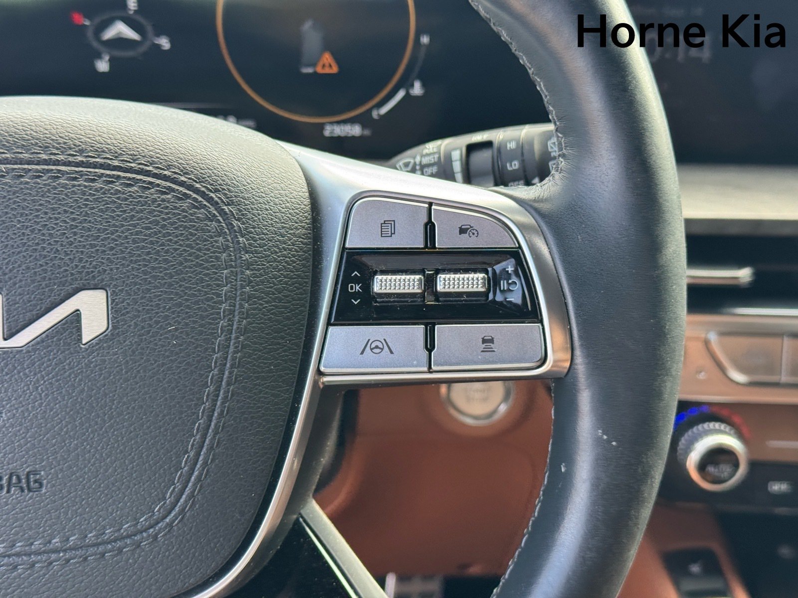 Used 2024 Kia Telluride SX X-Pro AWD/4WD image 18