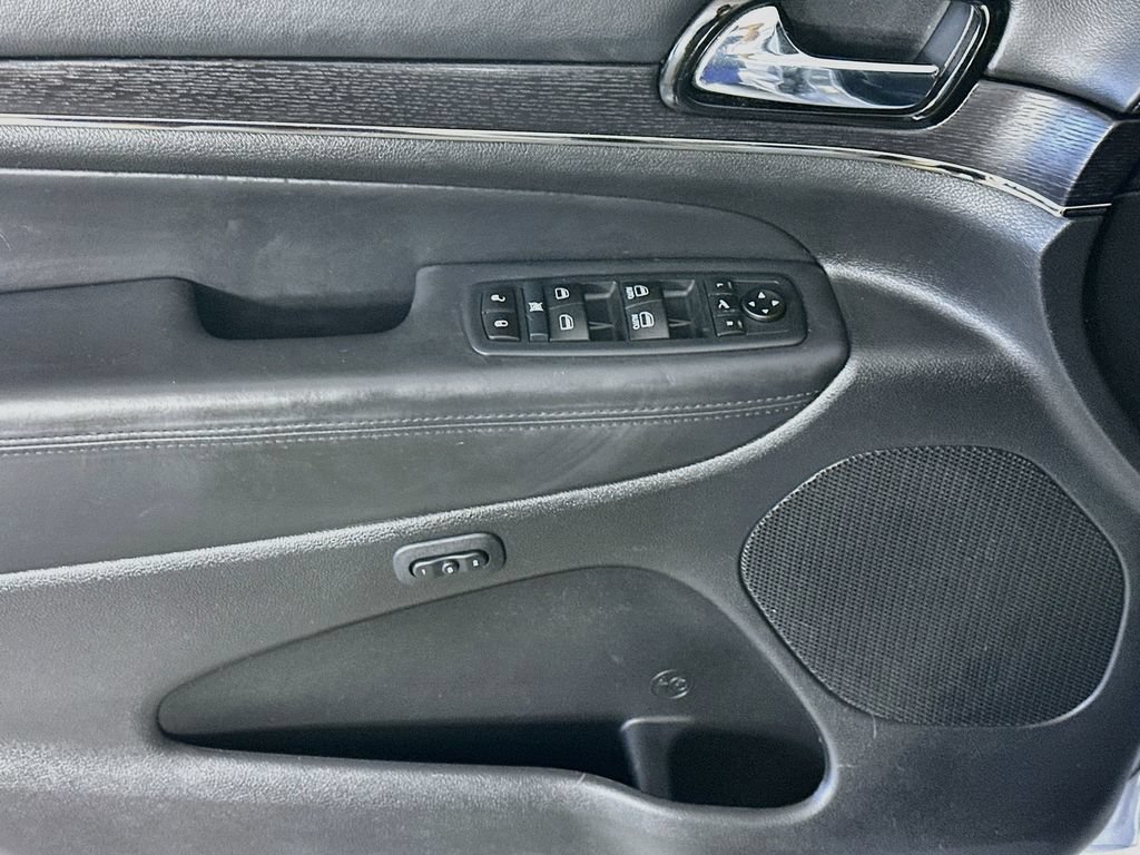 Used 2020 Jeep Grand Cherokee High Altitude AWD/4WD image 25