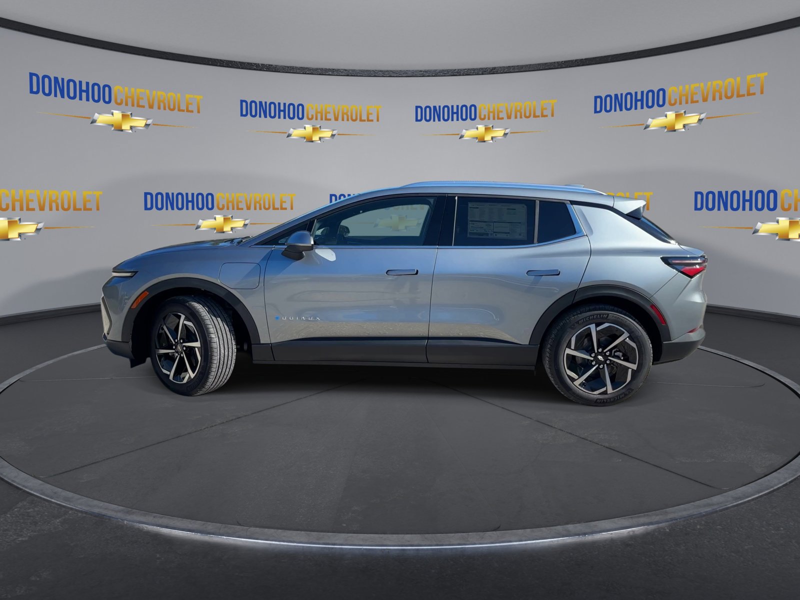 New 2026 Chevrolet Equinox EV LT image 8