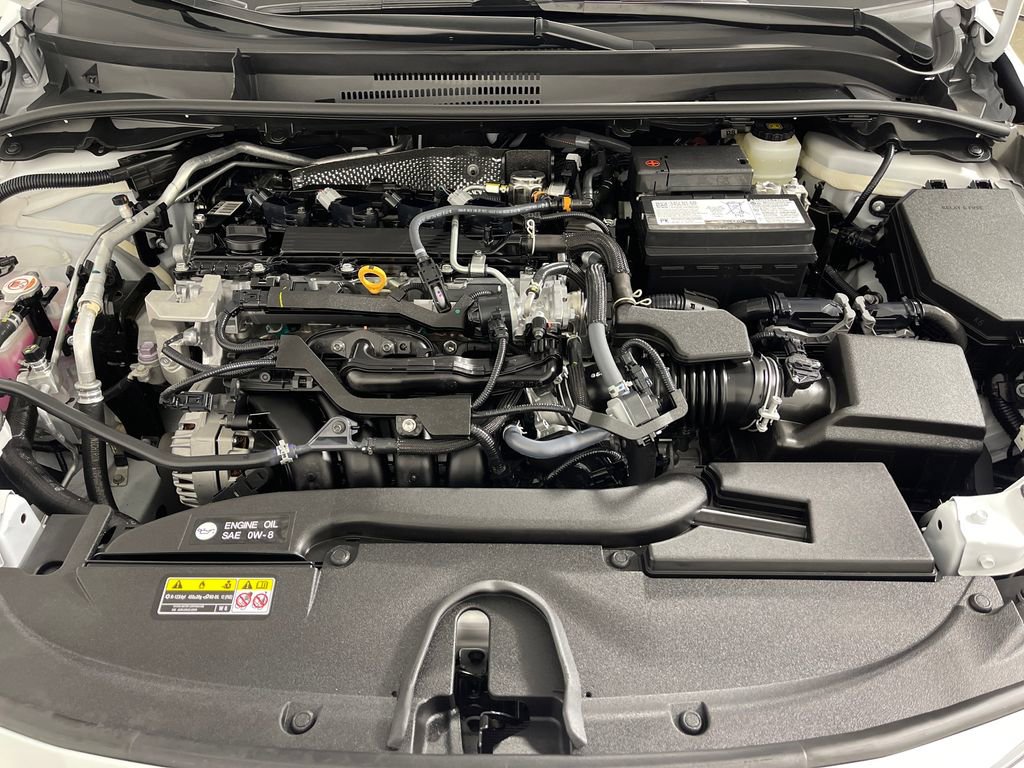 Certified 2025 Toyota Corolla SE w/ Convenience Package image 9