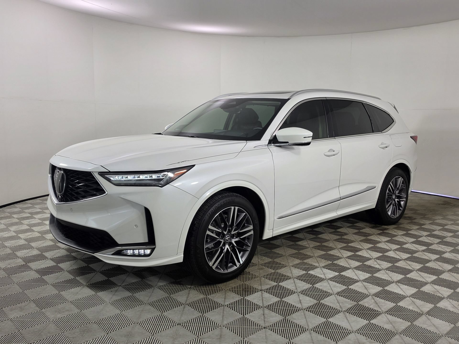 Used 2025 Acura MDX w/ Advance Package AWD/4WD image 3