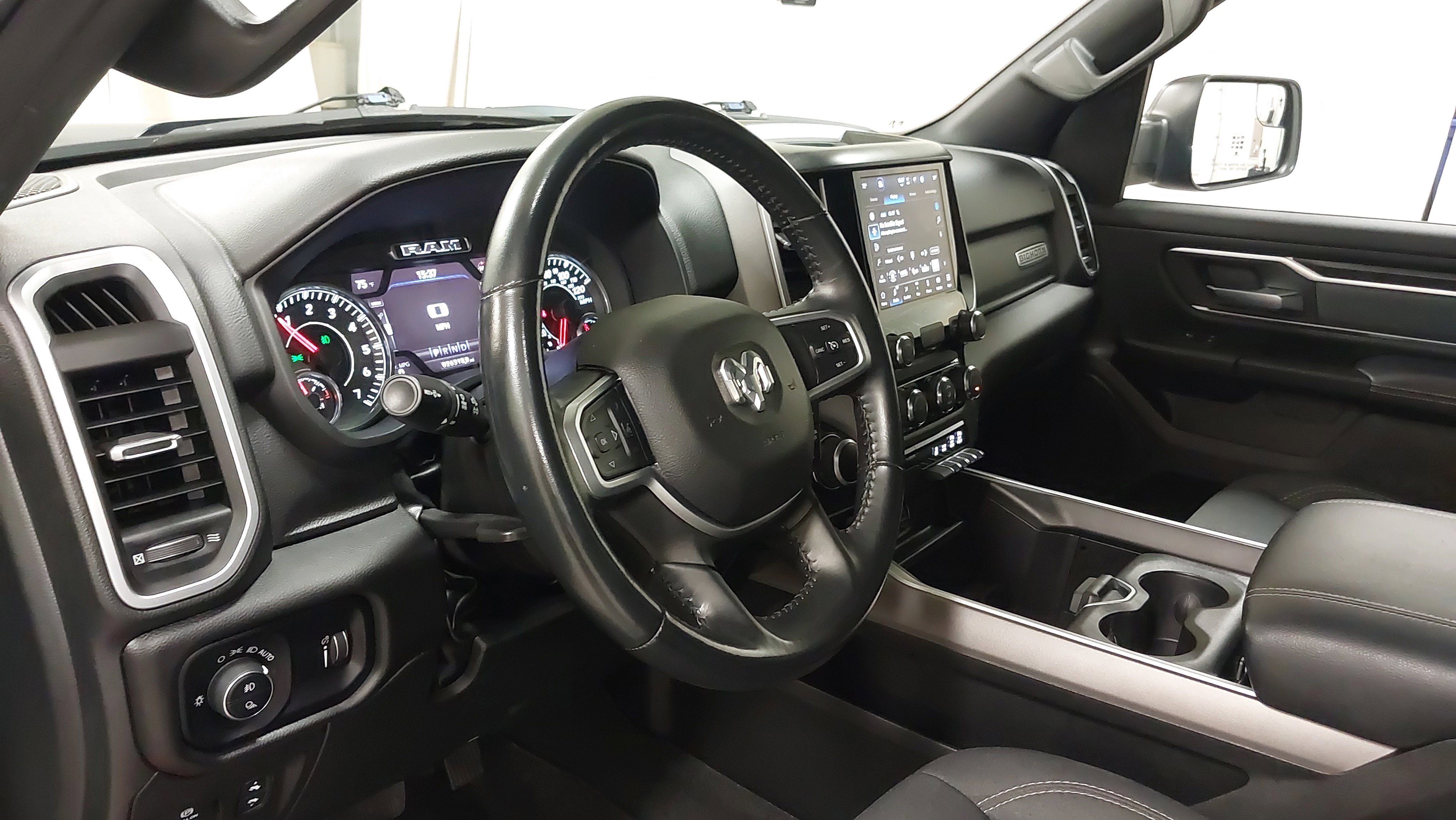 Used 2022 RAM 1500 Big Horn image 17