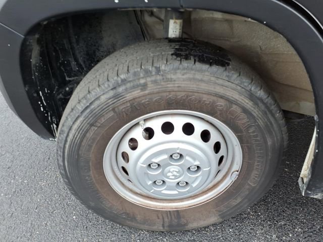 Used 2025 RAM ProMaster 2500 w/ Convenience Group image 30