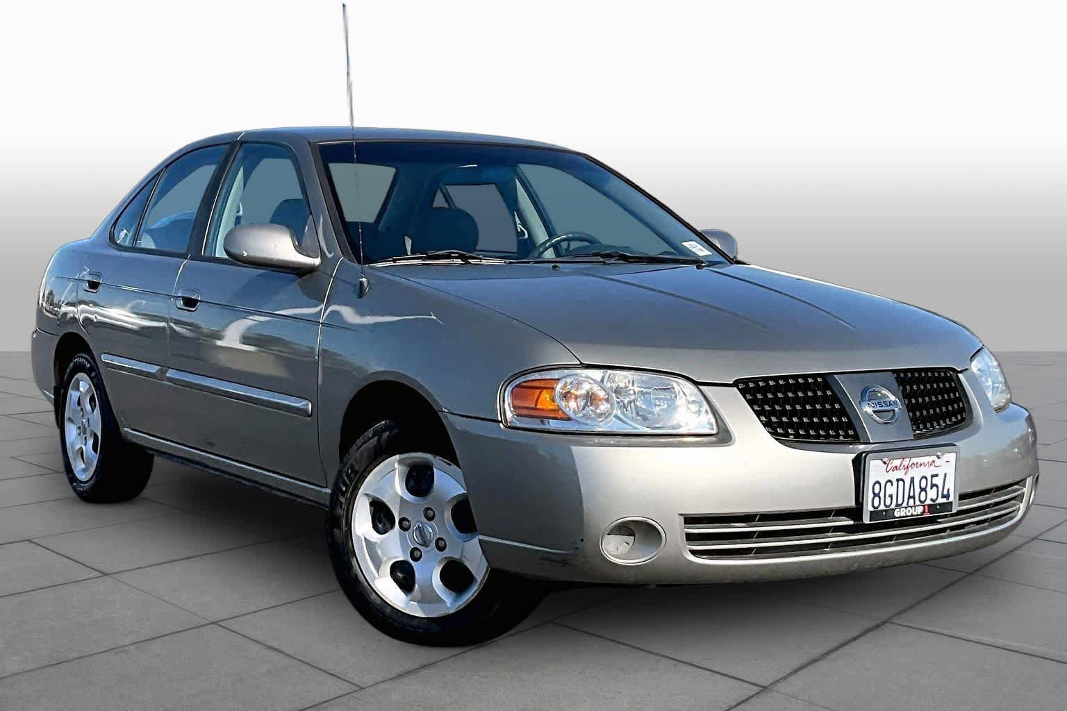 Used 2004 Nissan Sentra S FWD image 2