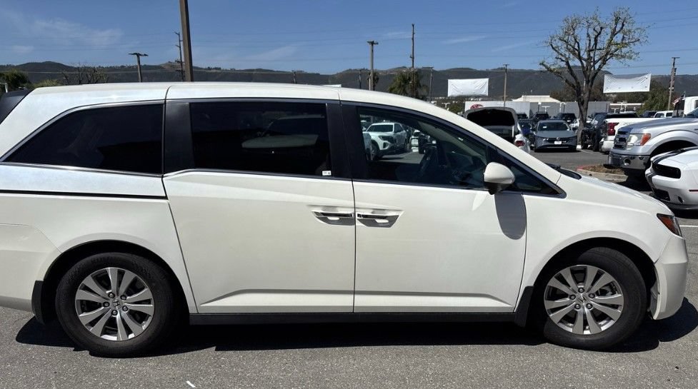 Used 2016 Honda Odyssey SE image 3