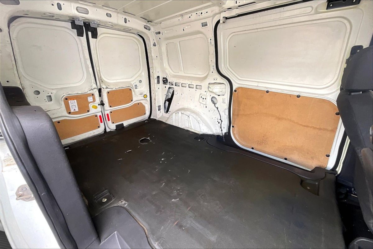 Used 2015 Ford Transit Connect XL FWD image 27