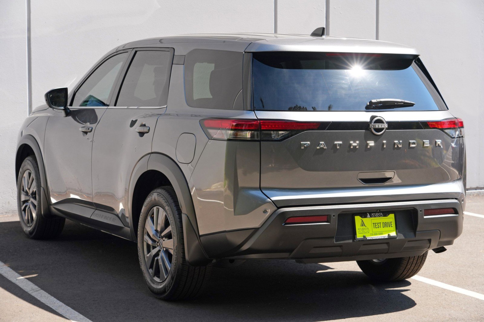 Used 2025 Nissan Pathfinder S FWD image 45