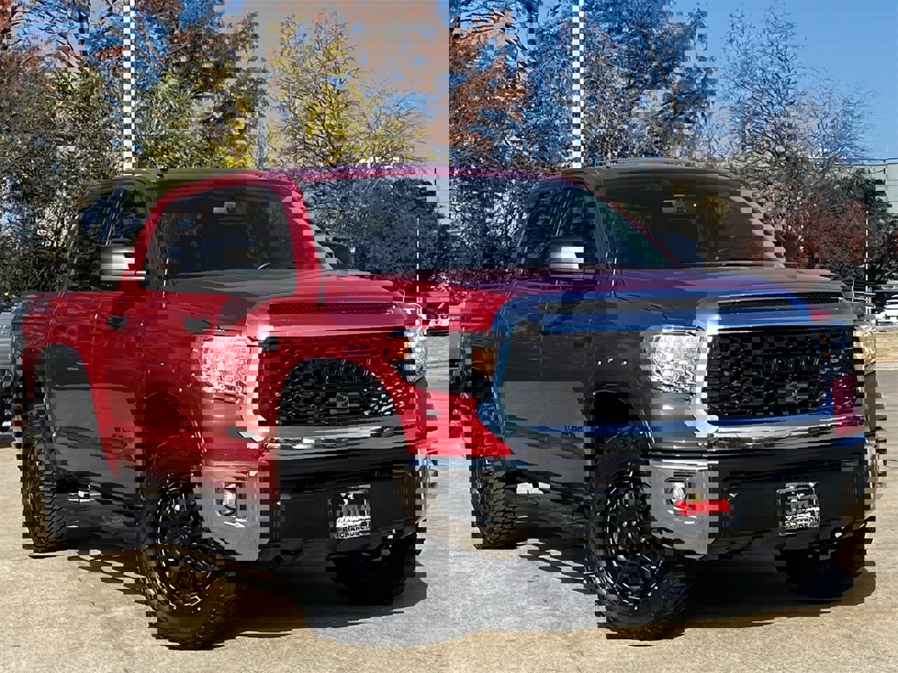 Used 2017 Toyota Tundra SR5 image 2