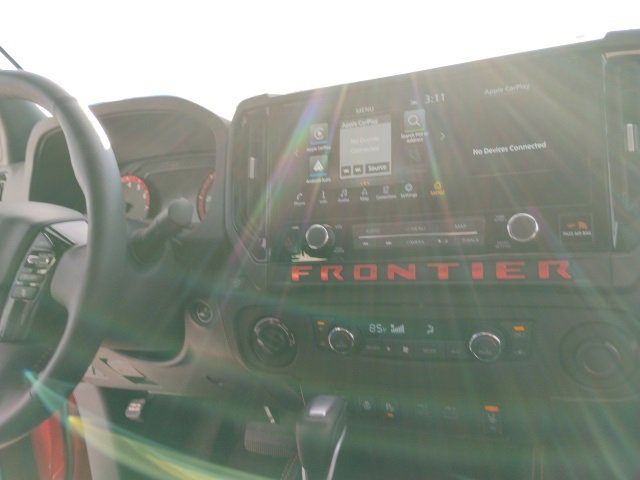 Used 2025 Nissan Frontier PRO-4X w/ Pro Premium Package image 15