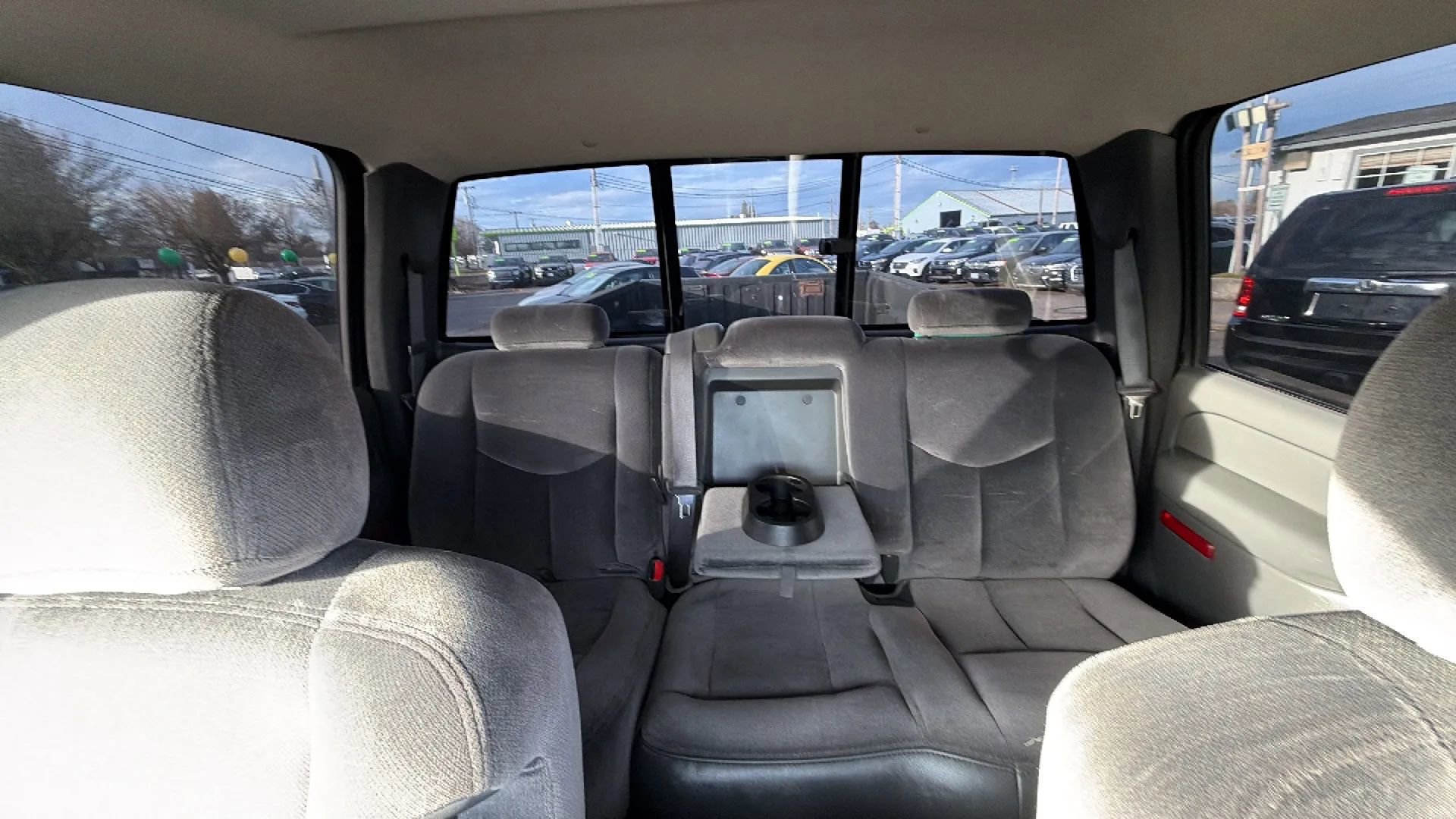 Used 2005 GMC Sierra 2500 SLE w/ Heavy-Duty Power Package AWD/4WD image 9