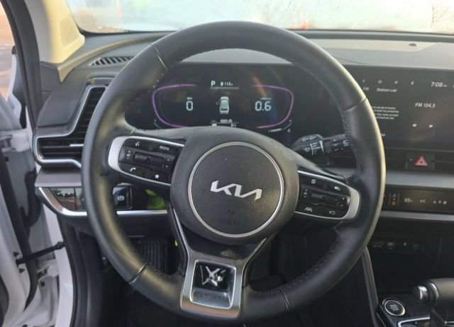 Certified 2025 Kia Sportage EX FWD image 13