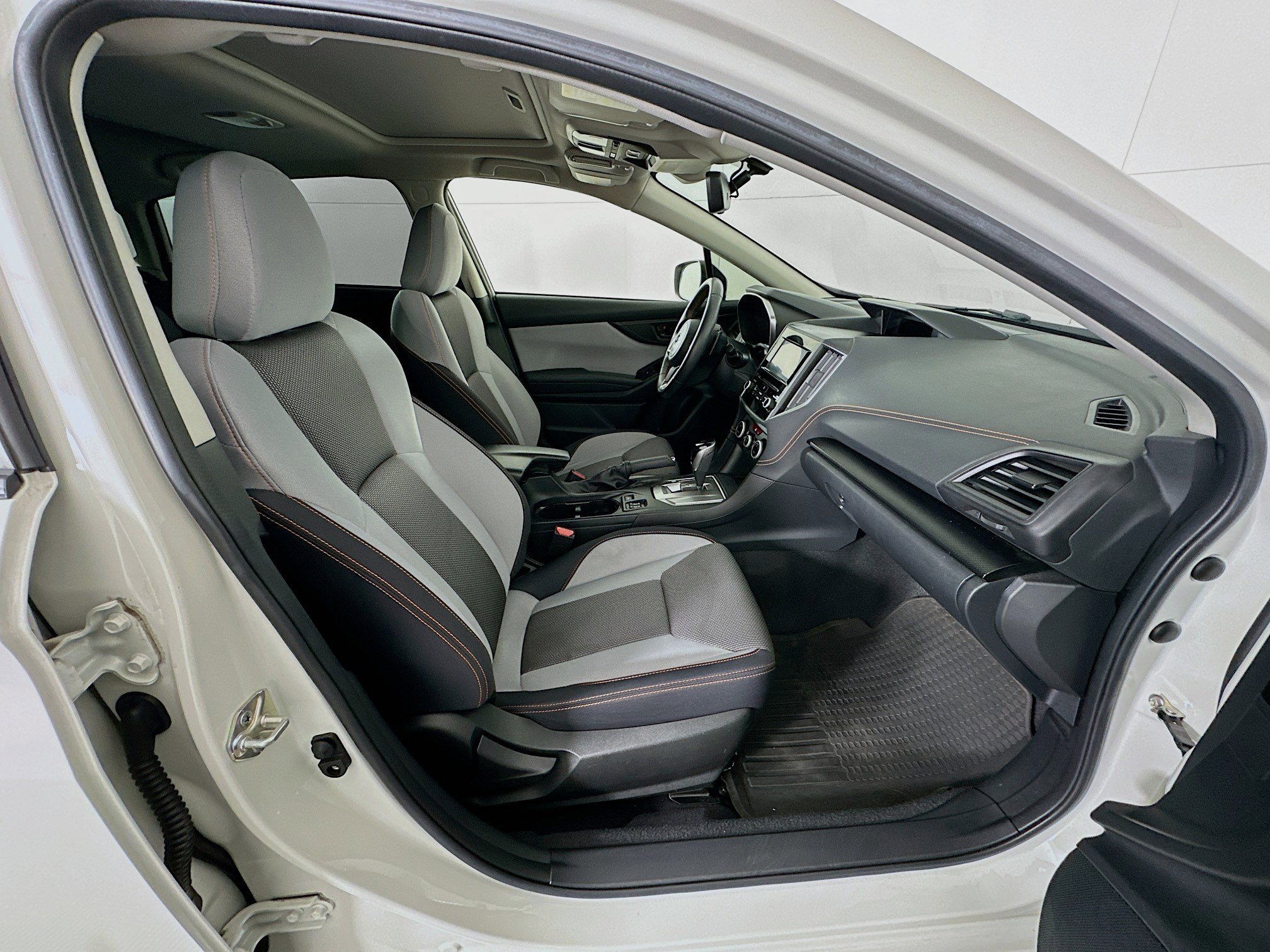 Used 2021 Subaru Crosstrek 2.0i Premium w/ Moonroof Package image 31