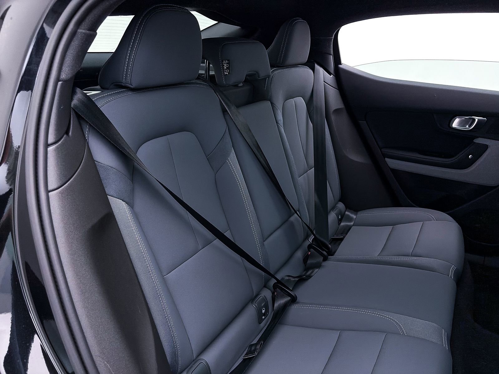 Used 2023 Polestar Polestar 2 w/ Pilot Pack image 32