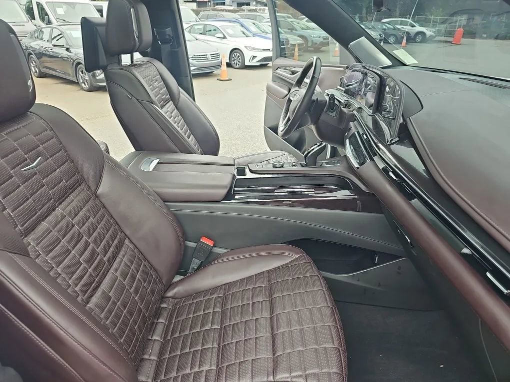 Used 2021 Cadillac Escalade Premium Luxury Platinum image 28