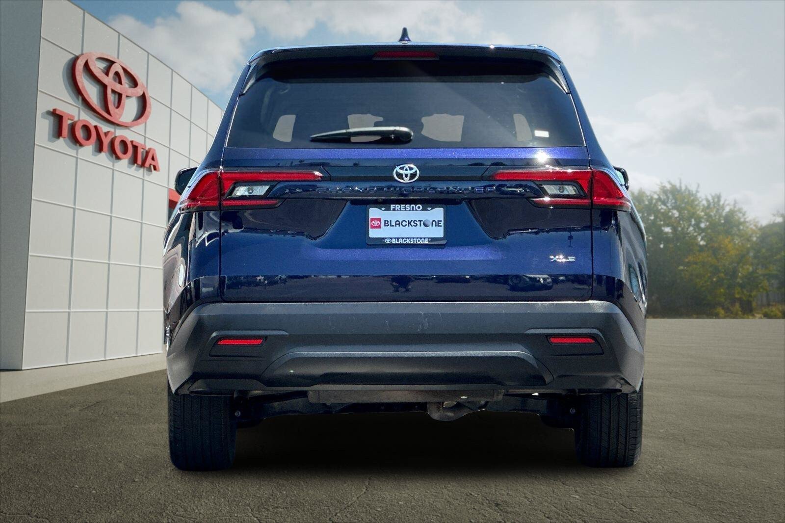Certified 2025 Toyota Grand Highlander FWD image 4