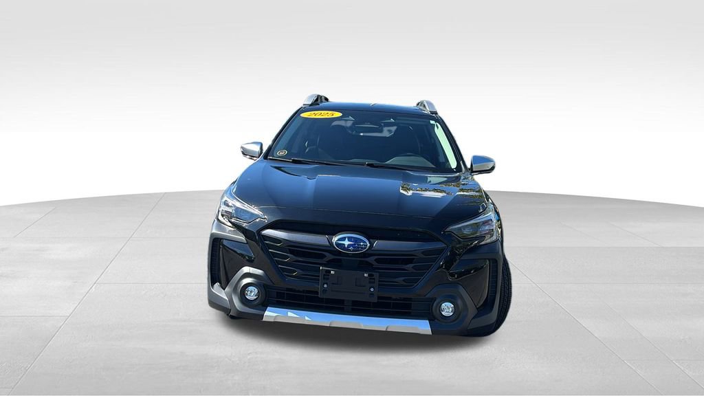 Used 2025 Subaru Outback Touring w/ Popular Package #2 image 2