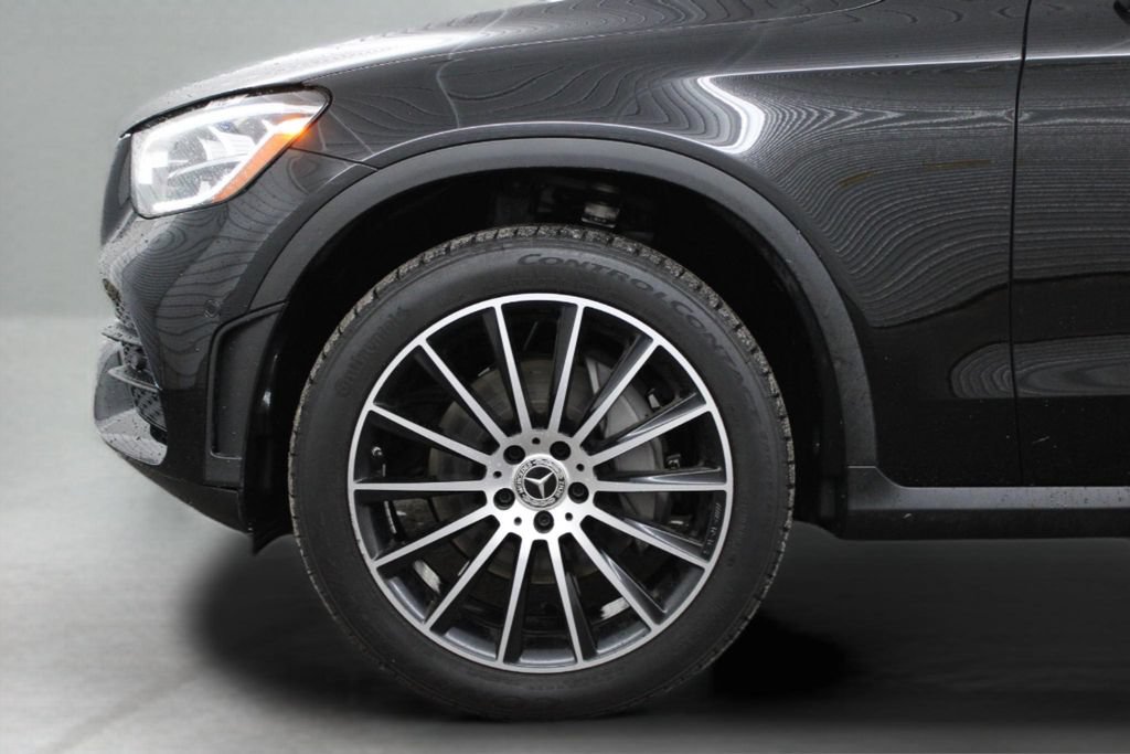 Used 2021 Mercedes-Benz GLC 300 image 6