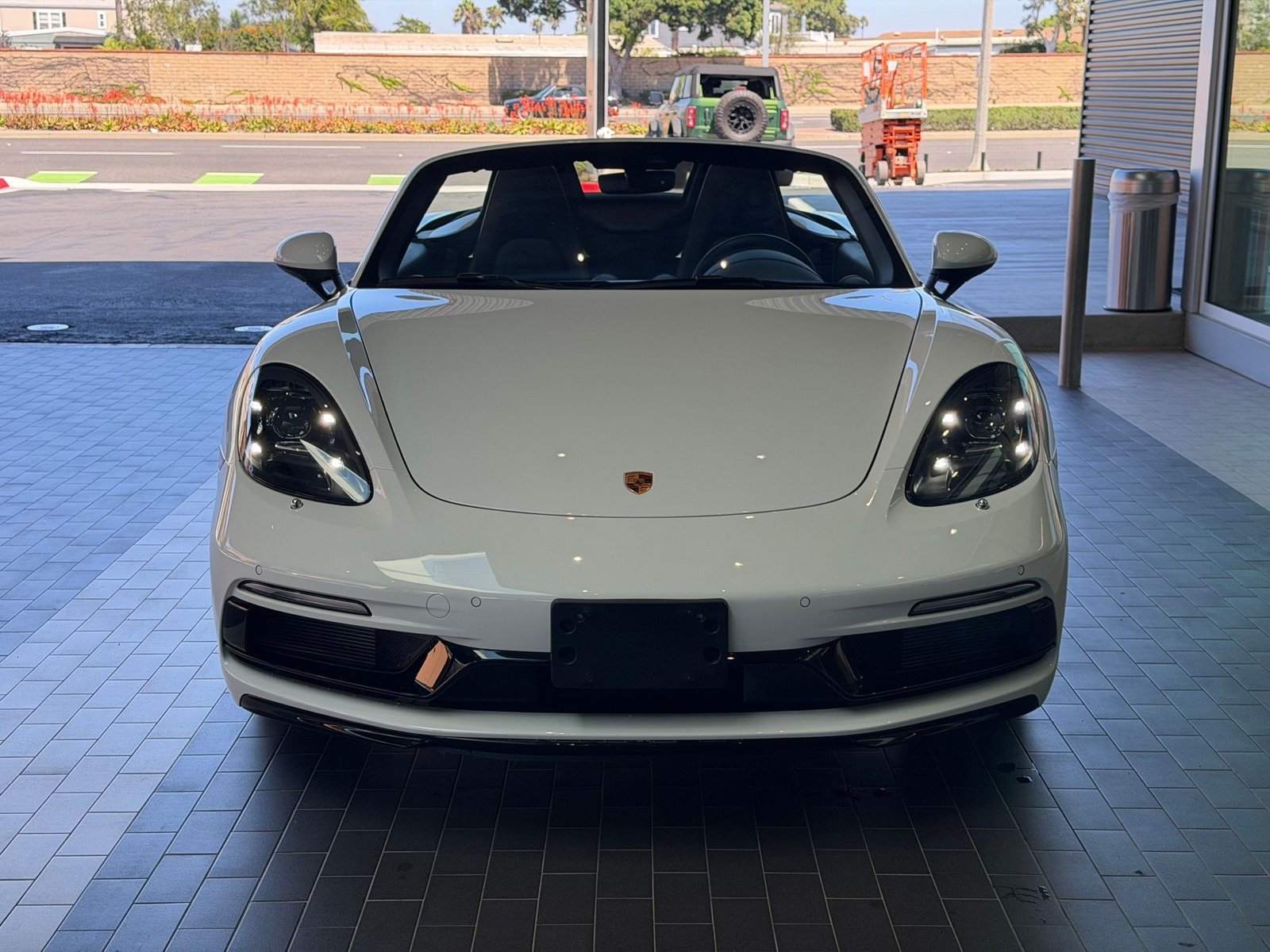 Certified 2022 Porsche 718 Boxster w/ Premium Package RWD image 6