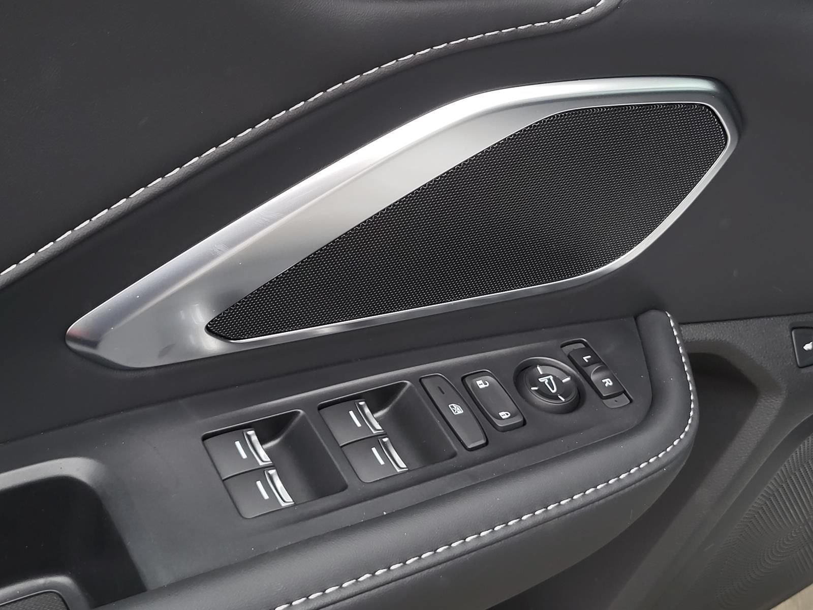 New 2026 Acura RDX SH-AWD image 16