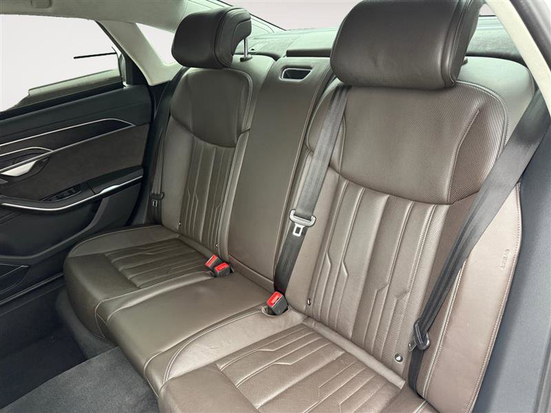 Used 2019 Audi A8 L 4.0T image 14