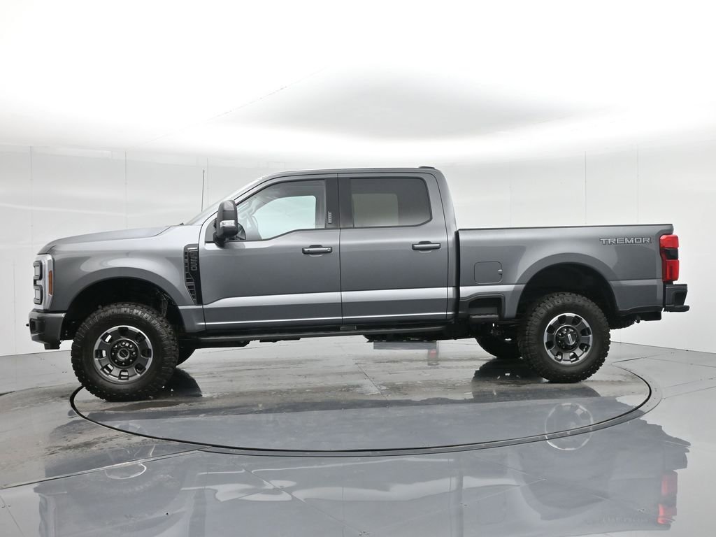 Used 2024 Ford F250 Lariat w/ Tremor Off-Road Package image 35