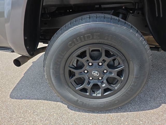 Used 2019 Toyota Tacoma SR5 RWD image 29