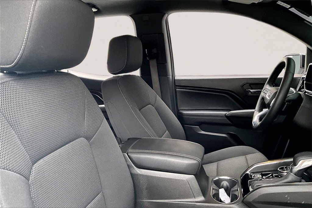 Used 2024 GMC Canyon Elevation w/ Trailering Package image 27