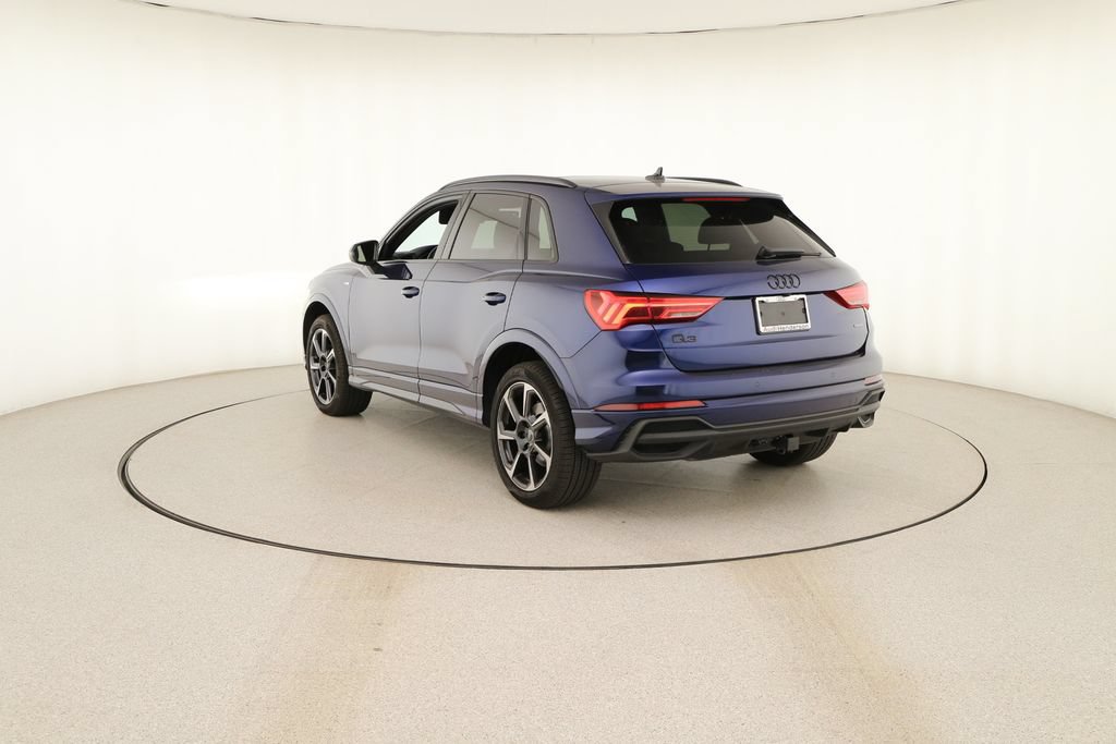 Certified 2025 Audi Q3 2.0T Premium Plus w/ Premium Plus Package AWD/4WD image 4