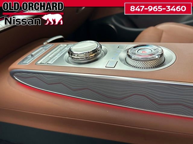 Used 2023 Genesis GV70 2.5T w/ Advanced Package image 11