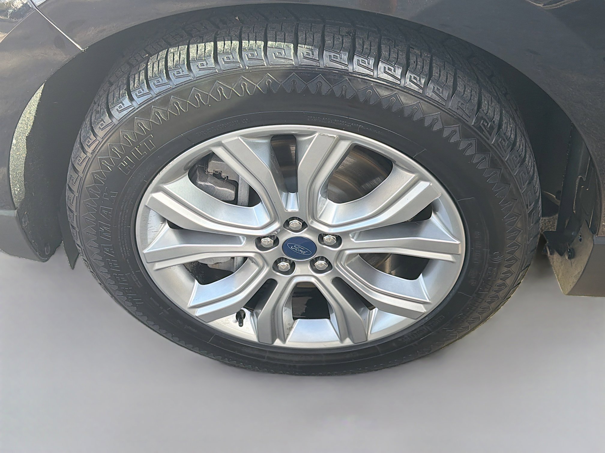 Used 2022 Ford Edge Titanium image 34