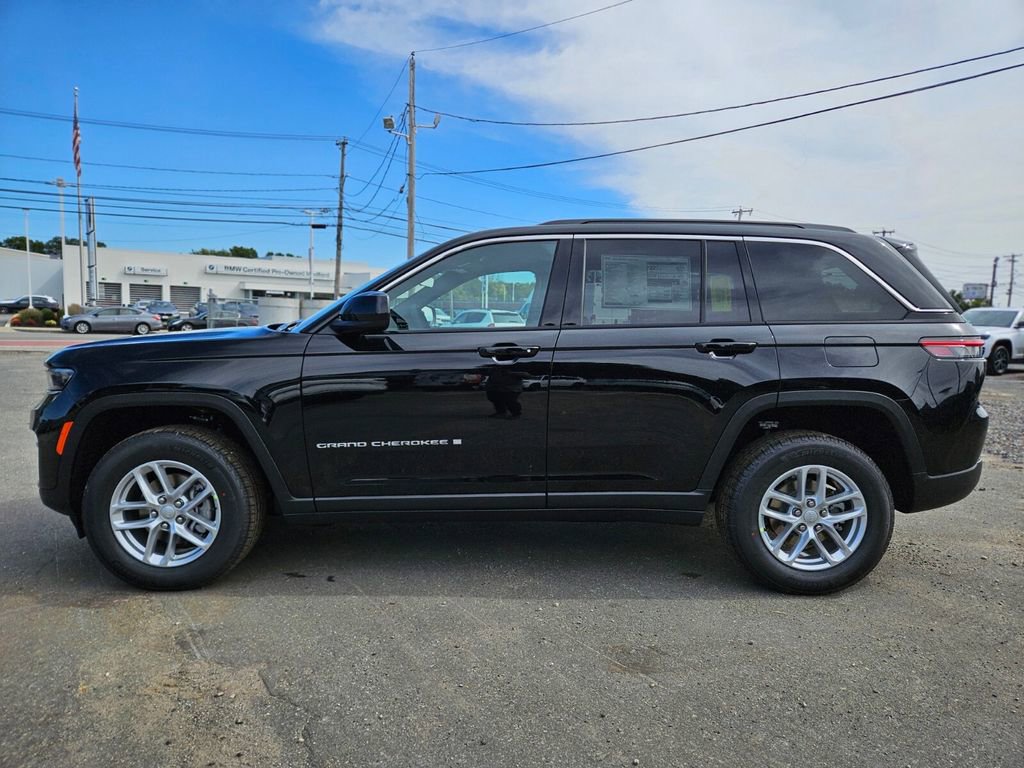 New 2025 Jeep Grand Cherokee Laredo X w/ Luxury Tech Group I image 2