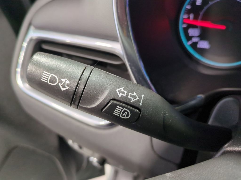 Used 2023 Chevrolet Equinox LT image 26