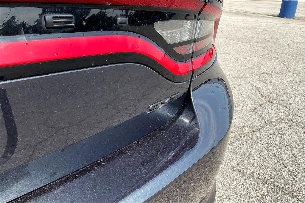 Used 2018 Dodge Charger SXT Plus RWD image 27
