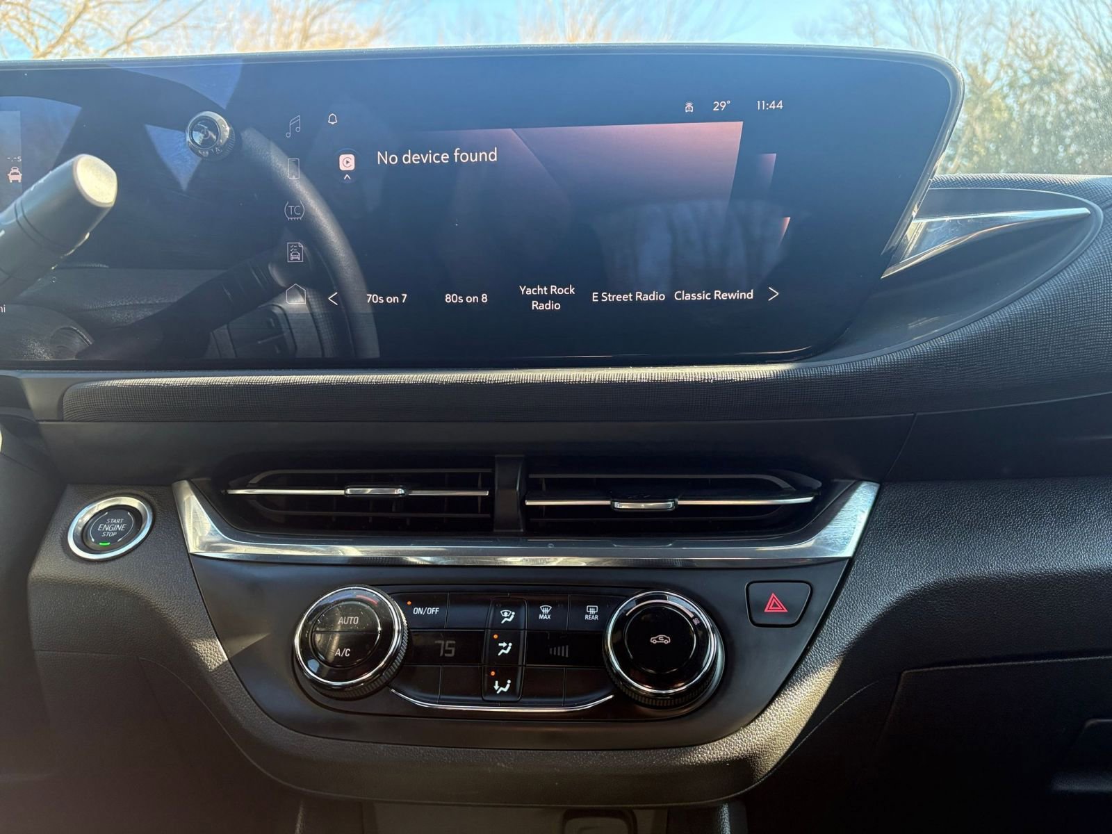 Used 2025 Buick Envista Preferred FWD image 17