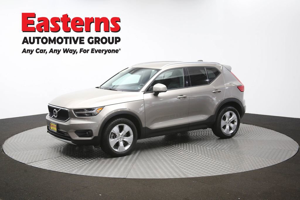 Used 2022 Volvo XC40 T4 Momentum FWD image 58
