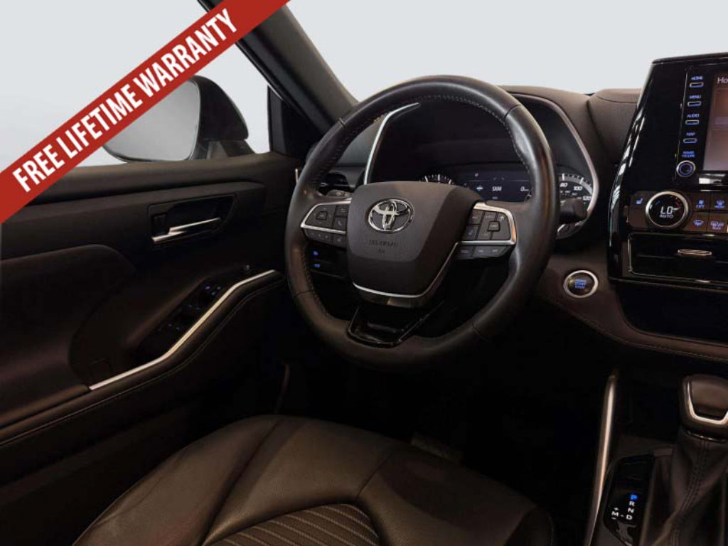 Used 2021 Toyota Highlander XSE FWD image 27