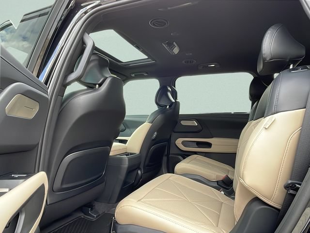 New 2027 Kia Telluride EX w/ Towing Package FWD image 16