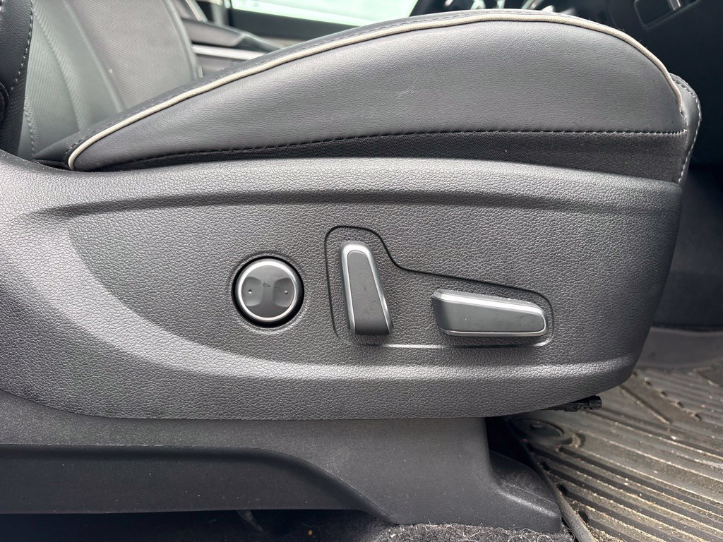 Used 2025 Hyundai Palisade SEL FWD image 22