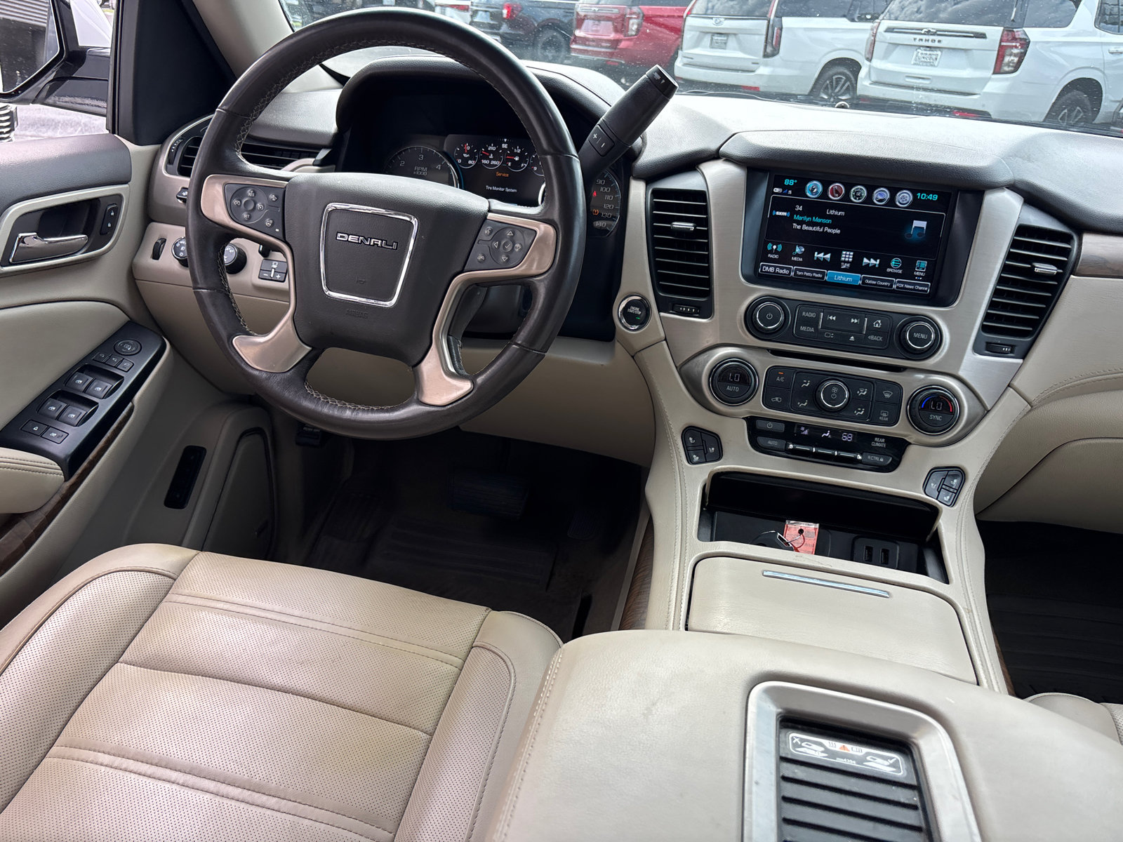 Used 2019 GMC Yukon Denali w/ Denali Ultimate Package AWD/4WD image 29