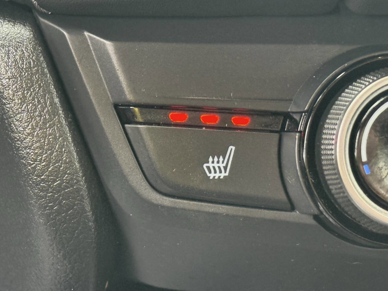 Used 2018 Honda Clarity Plug-In Hybrid image 12