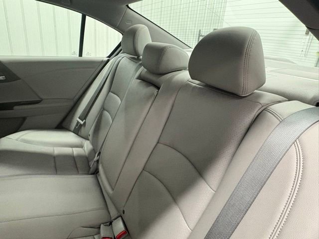 Used 2015 Honda Accord EX-L image 9