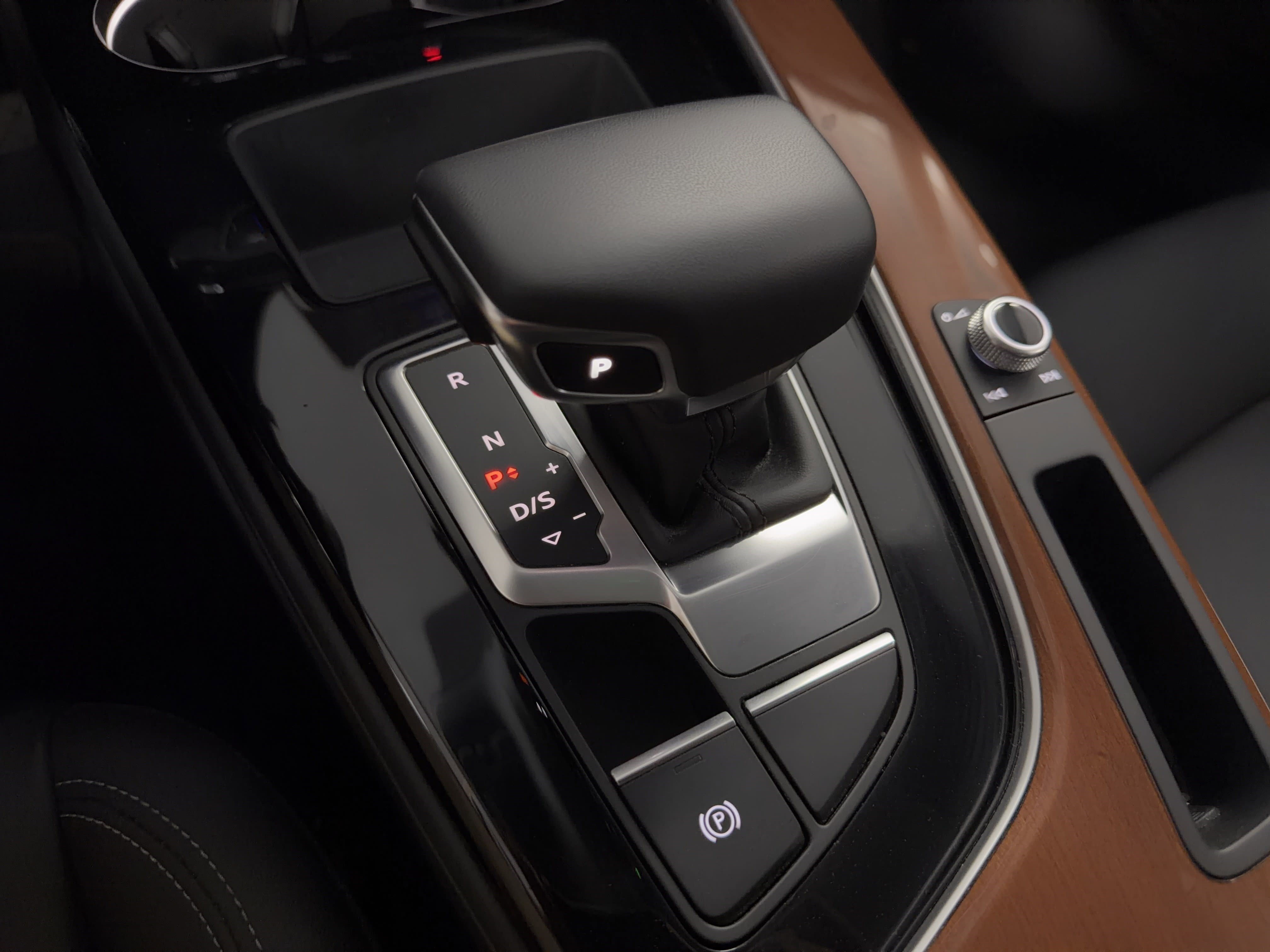 Used 2023 Audi A5 2.0T Premium w/ Convenience Package image 25