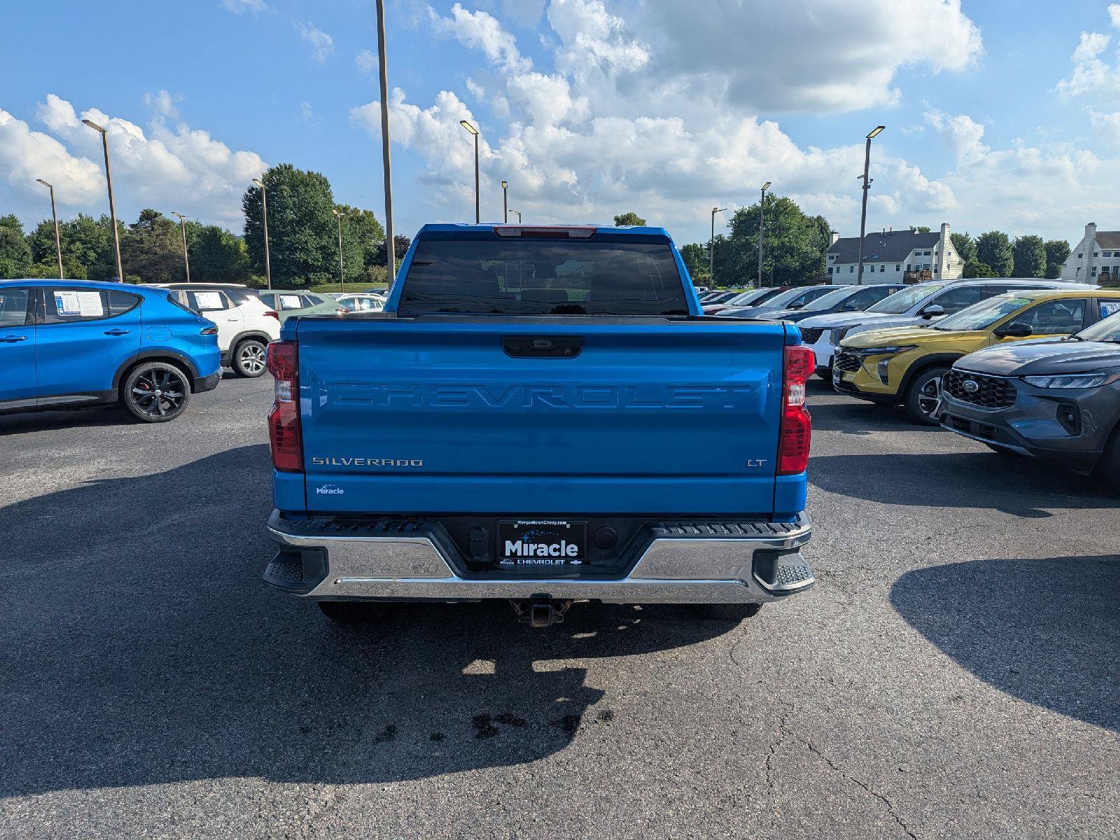 Used 2025 Chevrolet Silverado 1500 LT AWD/4WD image 6