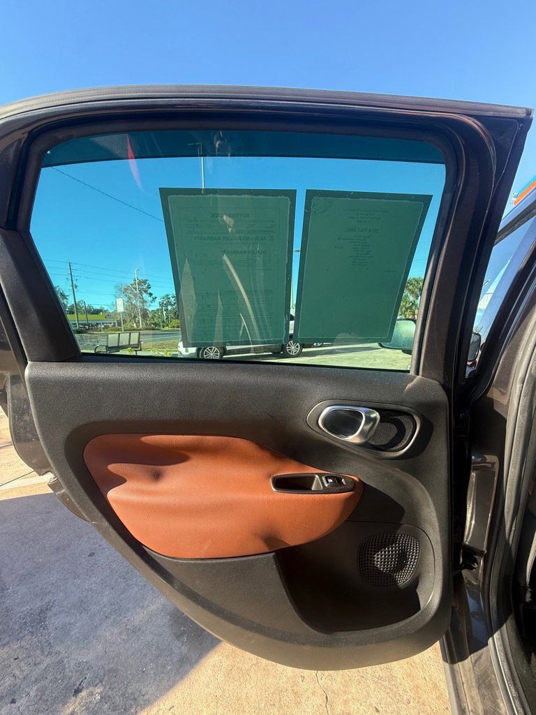 Used 2014 FIAT 500L Trekking w/ Popular Equipment Group FWD image 9