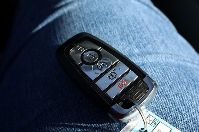 Used 2024 Ford Escape Platinum w/ Premium Technology Package image 23