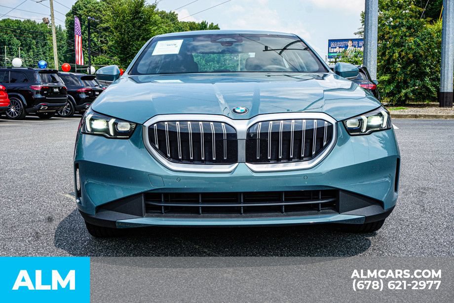 Used 2026 BMW 530i RWD image 9