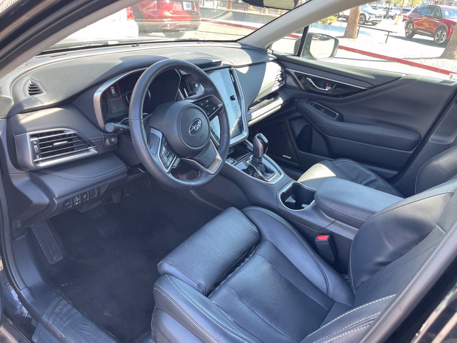Used 2023 Subaru Outback Limited AWD/4WD image 9
