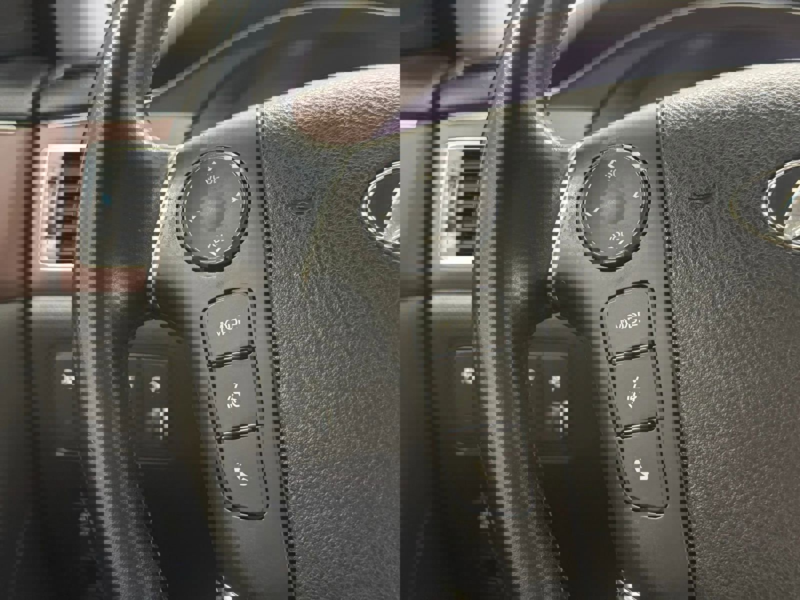 Used 2012 Hyundai Genesis 4.6 image 31