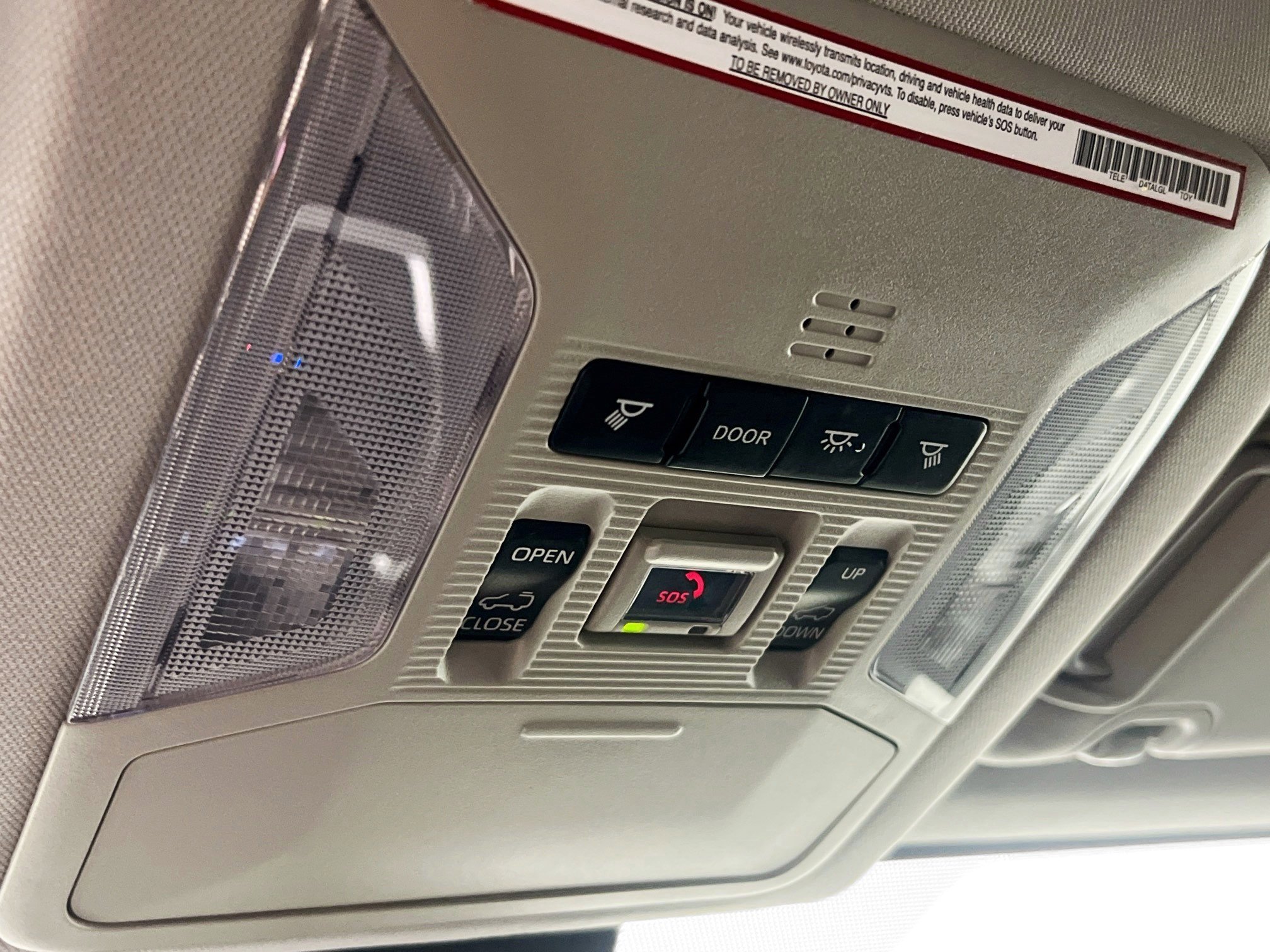 Used 2021 Toyota RAV4 XLE w/ Convenience Package image 22